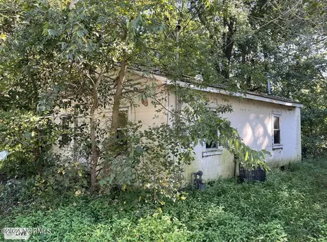 1116 Phillips Street Clinton NC 28328