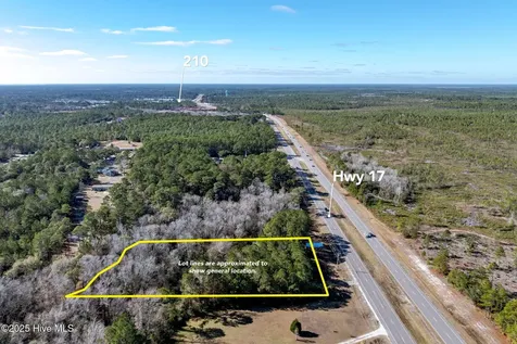 24324 Us Highway 17 Hampstead NC 28443