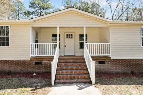 214 Suggs Street Princeville NC 27886