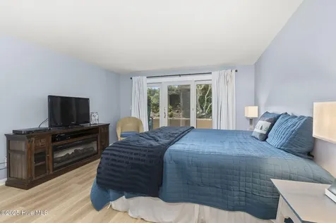 331 Salter Path Road Pine Knoll Shores NC 28512