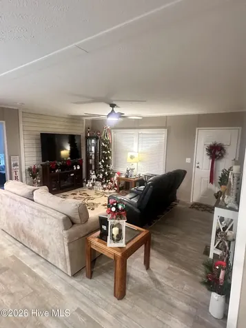 9701 Penderlea Highway Willard NC 28478