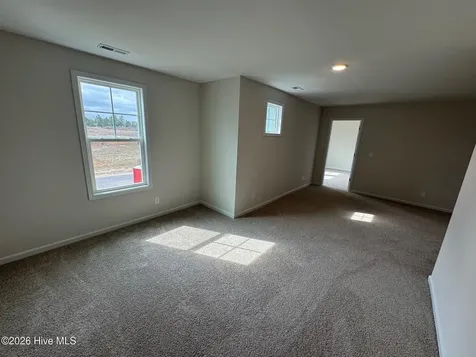 144 Seaford Lane Aberdeen NC 28315