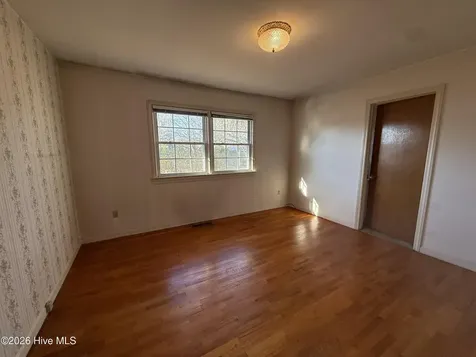 703 Underwood Street Clinton NC 28328