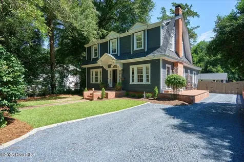 335 E Connecticut Avenue Southern Pines NC 28387