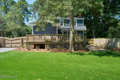 335 E Connecticut Avenue Southern Pines NC 28387