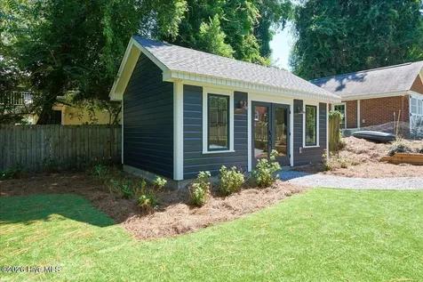 335 E Connecticut Avenue Southern Pines NC 28387