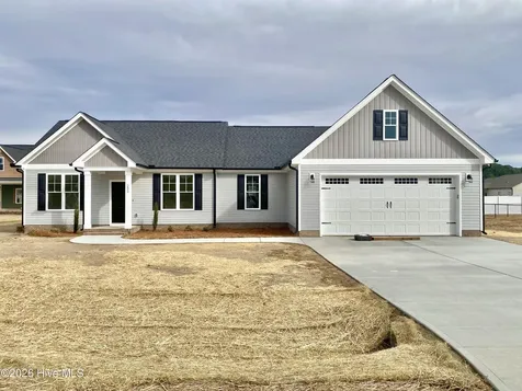 203 Rae Drive Pikeville NC 27863