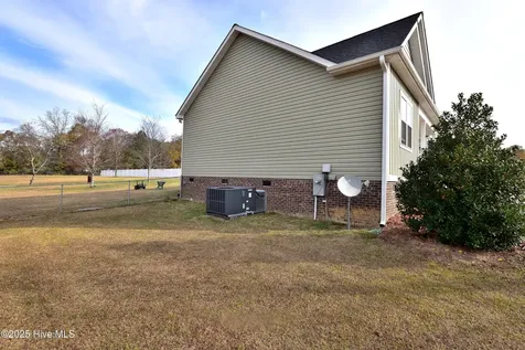 13219 Stott Road Bailey NC 27807