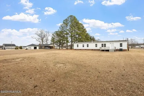 6922 Great Swamp Loop Lucama NC 27851