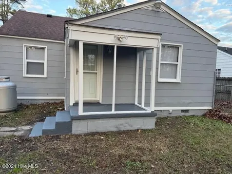 217 W Jackson Street Rich Square NC 27869