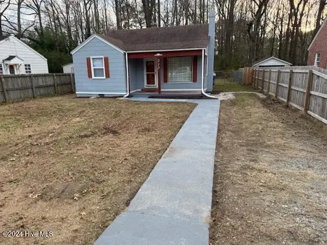 217 W Jackson Street Rich Square NC 27869
