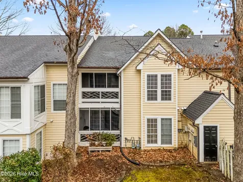 1001 Kingswood Drive Chapel Hill NC 27517