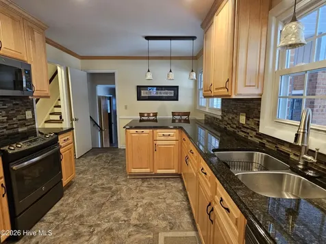 200 Coharie Drive Clinton NC 28328