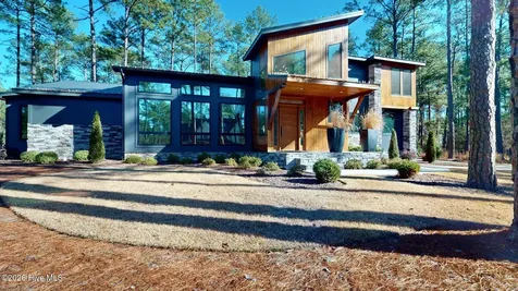 4 Woodward Place Pinehurst NC 28374