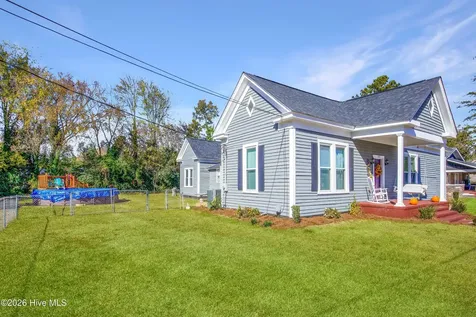 307 N Green Street Parkton NC 28371