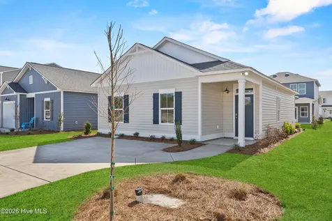 18 E Pioneer Way Hampstead NC 28443
