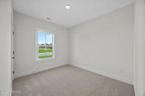 18 E Pioneer Way Hampstead NC 28443