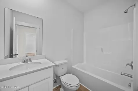 18 E Pioneer Way Hampstead NC 28443