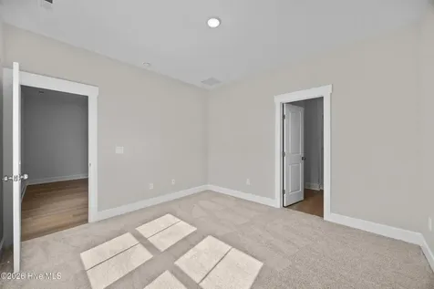 18 E Pioneer Way Hampstead NC 28443