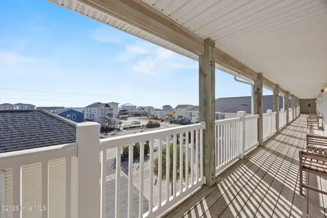 1505 N New River Drive Surf City NC 28445