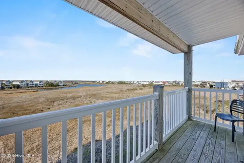 1505 N New River Drive Surf City NC 28445