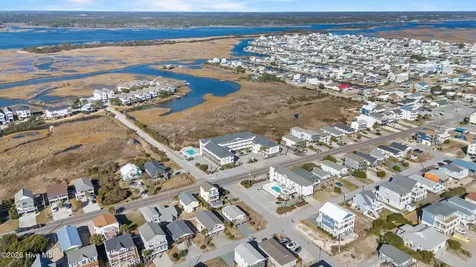1505 N New River Drive Surf City NC 28445