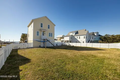 127 Sound Point Drive Harkers Island NC 28531
