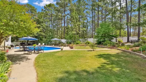 307 Lazar Lane Southern Pines NC 28387