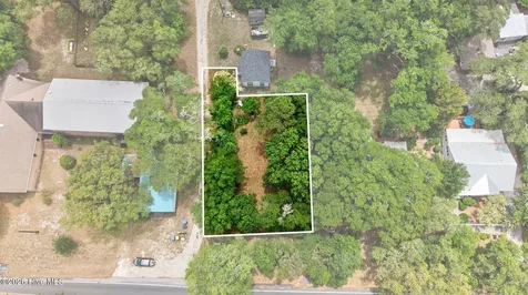 201 Clarendon Avenue Southport NC 28461