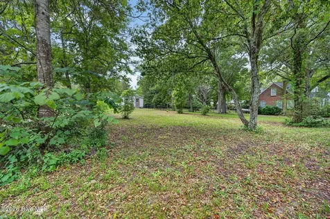 201 Clarendon Avenue Southport NC 28461