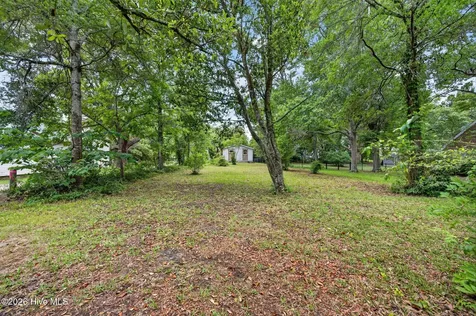 201 Clarendon Avenue Southport NC 28461
