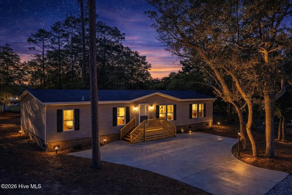 3385 Marlin Drive SE Bolivia NC 28422