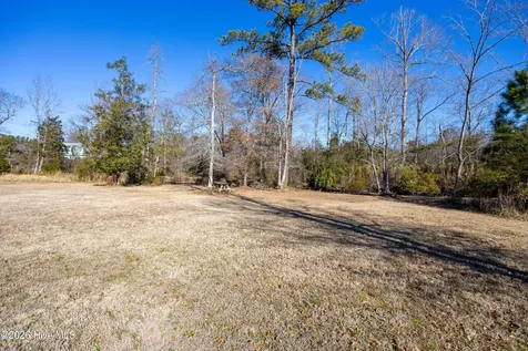 325 Winterberry Court Washington NC 27889