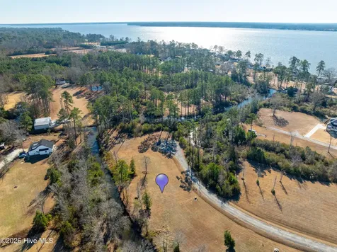 325 Winterberry Court Washington NC 27889