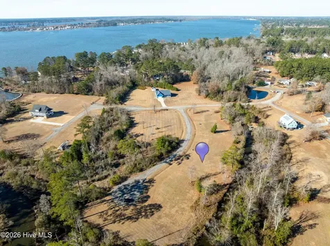325 Winterberry Court Washington NC 27889