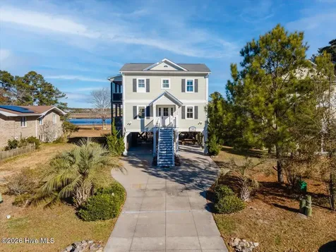 5106 E Yacht Drive Oak Island NC 28465