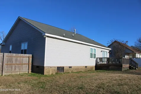212 Sunridge Lane Pikeville NC 27863
