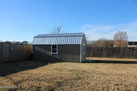 212 Sunridge Lane Pikeville NC 27863