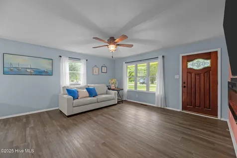 210 Glenburnie Drive New Bern NC 28560