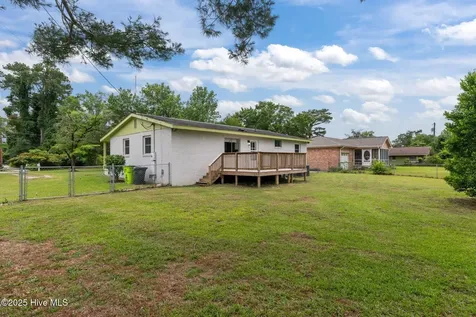 210 Glenburnie Drive New Bern NC 28560