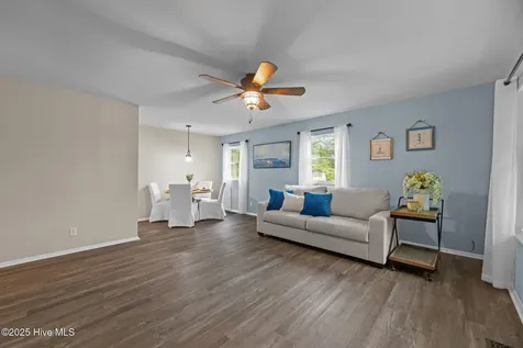 210 Glenburnie Drive New Bern NC 28560