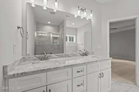 112 Callis Circle West End NC 27376