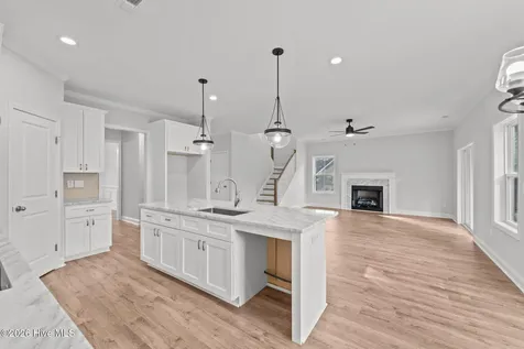 112 Callis Circle West End NC 27376