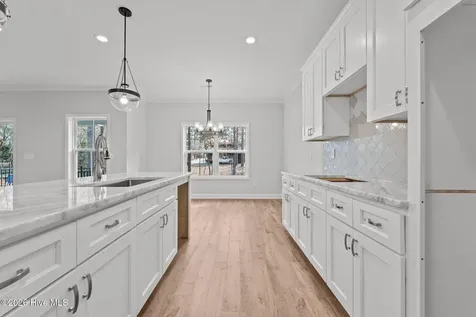 112 Callis Circle West End NC 27376