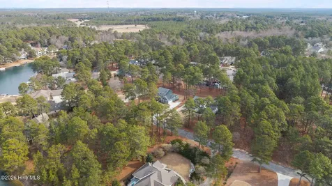112 Callis Circle West End NC 27376