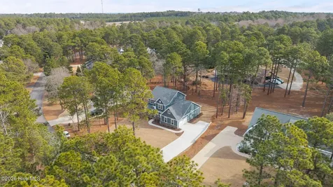 112 Callis Circle West End NC 27376