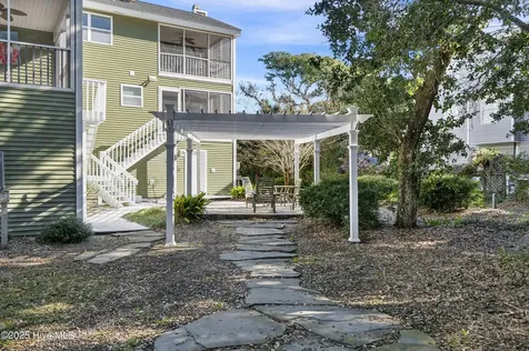 111 Cutlass Drive Surf City NC 28445