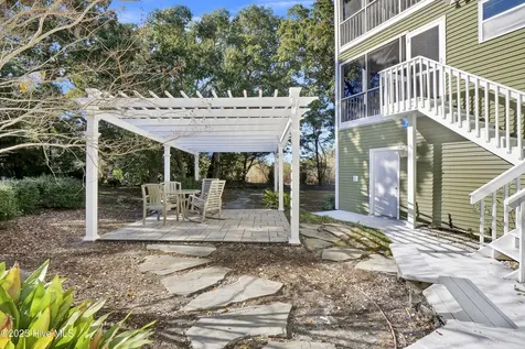 111 Cutlass Drive Surf City NC 28445