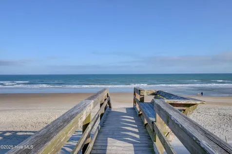111 Cutlass Drive Surf City NC 28445