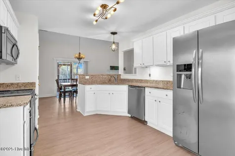5228 Minnesota Drive SE Southport NC 28461